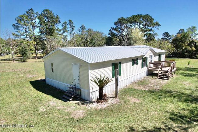 7598 Madison Dr, House other with 4 bedrooms, 2 bathrooms and null parking in Glen St. Mary FL | Image 5
