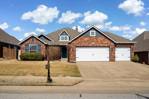 2316 W Quinton Street, Broken Arrow, OK, 74011 | Card Image