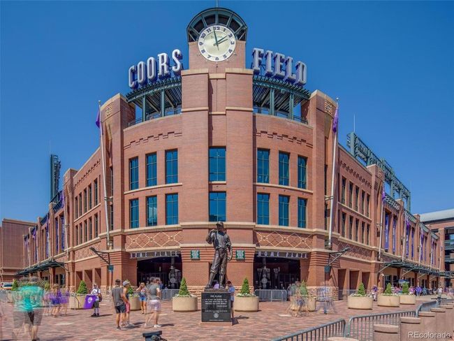 UNIT-2524L - 2001 Lincoln St, Condo with 4 bedrooms, 4 bathrooms and 2 parking in Denver CO | Image 48