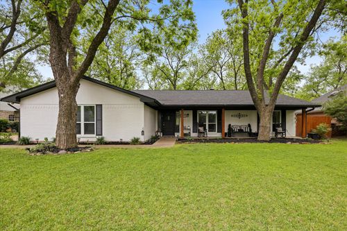 8513 Ravenswood Rd, Granbury, TX, 76049-4622 | Card Image