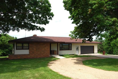 3248 State Road 81, Argyle, WI, 53504-9520 | Card Image