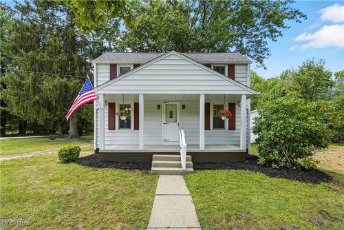 3511 Whit Ave, Stow, OH, 44224-4732 | Card Image
