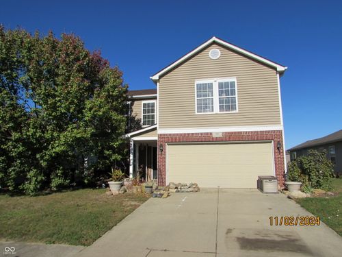 940 Shenandoah Way, Greenwood, IN, 46143-6627 | Card Image