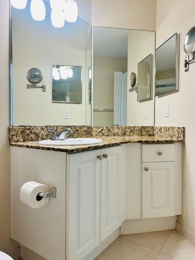 APT-302 - 11021 Legacy Ln, Condo with 2 bedrooms, 2 bathrooms and null parking in Palm Beach Gardens FL | Image 21