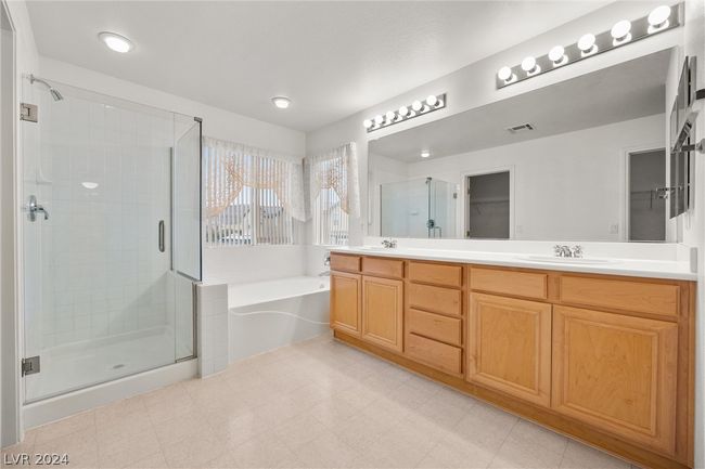 5375 Deep Shadow Ct, House other with 4 bedrooms, 3 bathrooms and null parking in Las Vegas NV | Image 34