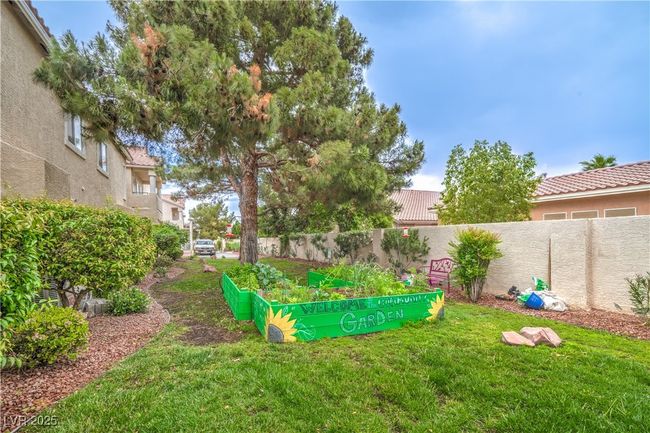 2073 - 7450 S Eastern Ave, Condo with 2 bedrooms, 2 bathrooms and null parking in Las Vegas NV | Image 37