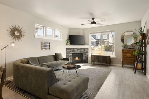 20836 Se Sunniberg Ln, Bend, OR, 97702-3759 | Card Image