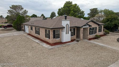 2014 N Park Dr, Las Cruces, NM, 88005-3866 | Card Image