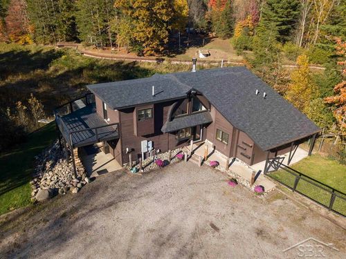 801 Edenville Lake Rd, Hope, MI, 48628-9302 | Card Image