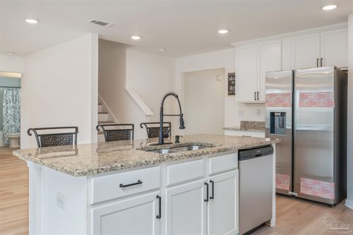 820 Moorhen Way, Crestview, FL, 32539-6751 | Card Image