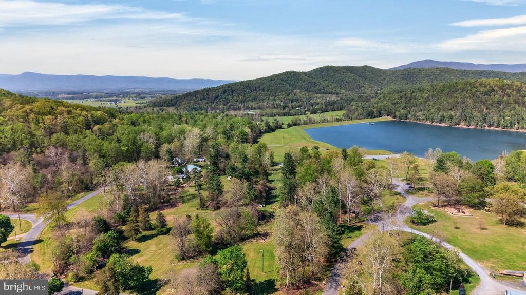 Residential in LURAY 5