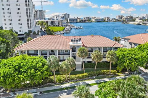 302-9101 Vanderbilt Dr, NAPLES, FL, 34108-2368 | Card Image