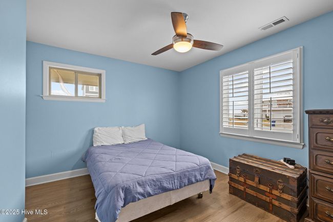 247 Bay View Blvd, House other with 4 bedrooms, 3 bathrooms and 1 parking in Atlantic Beach NC | Image 27