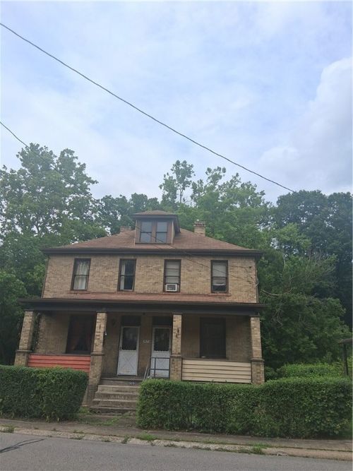 909 Mclaughlin Run Rd, Bridgeville, PA, 15017-2528 | Card Image