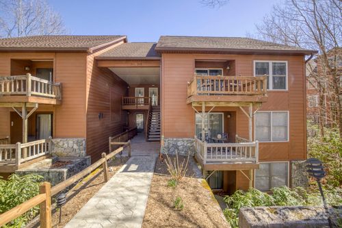 unit-306-73 Toxaway Views Dr, Lake Toxaway, NC, 28747-4518 | Card Image