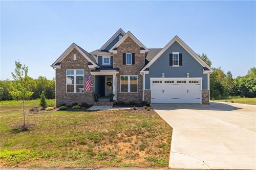 7789 Chadding Dr, Oak Ridge, NC, 27310-8746 | Card Image