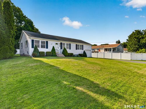 81 Johl Dr, Groton, CT, 06340-4520 | Card Image