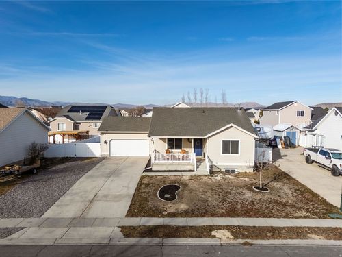 1335 E Harrier St, Eagle Mountain, UT, 84005-4434 | Card Image