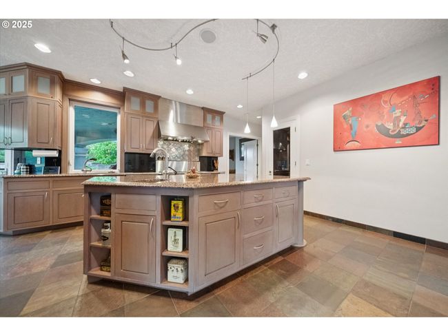 1276 Nw Meadows Dr, House other with 4 bedrooms, 3 bathrooms and 3 parking in McMinnville OR | Image 15