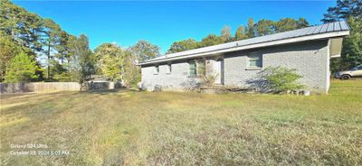 2124 Lake Rockaway Rd, House other with 3 bedrooms, 2 bathrooms and null parking in Conyers GA | Image 3