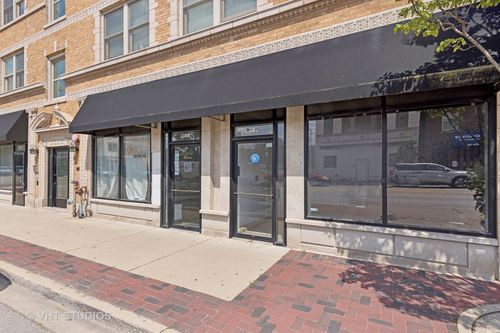 b-905 S 5th Ave, Maywood, IL, 60153-2118 | Card Image