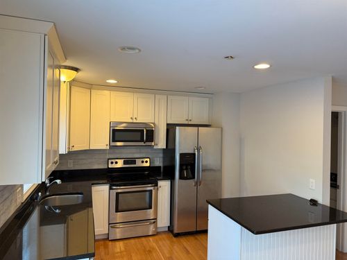 16 Sheffield Dr, Dover, NH, 03820-4729 | Card Image