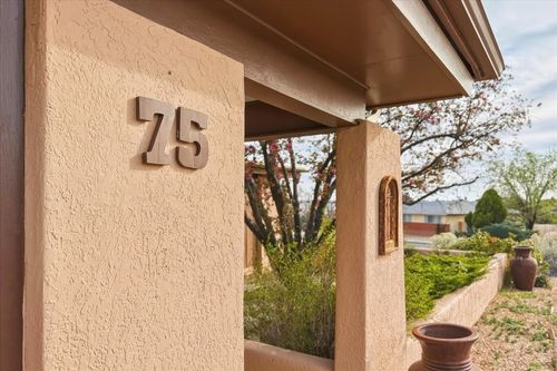 75 Mesa Verde St, Los Alamos, NM, 87547-3438 | Card Image