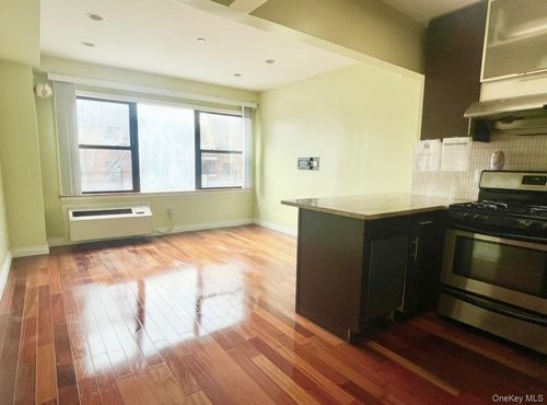 2i-71 162nd St, Fresh Meadows, NY, 11365 | Card Image