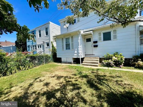 b-2700 Edgmont Ave, BROOKHAVEN, PA, 19015-3241 | Card Image