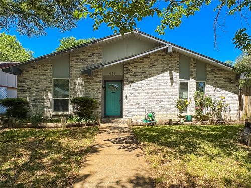 425 Solitude Dr, Garland, TX, 75043-3354 | Card Image