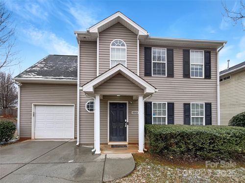 8005 Mcgarry Trail, Charlotte, NC, 28214 | Card Image