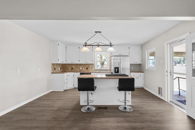 306 S Moss Lake Rd, House other with 3 bedrooms, 2 bathrooms and 4 parking in Big Spring TX | Image 5