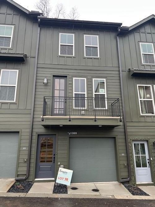 144 Pathfinder Pl, Chattanooga, TN, 37405-2445 | Card Image
