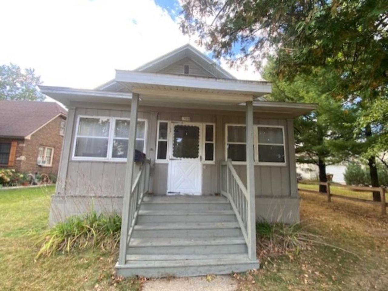 Michigan Ave, Stevens Point, WI 54481