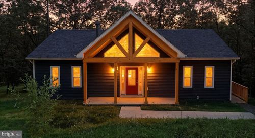 222 Dewdrop Ln, HEDGESVILLE, WV, 25427-7816 | Card Image