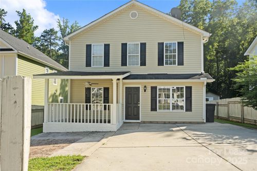717 Dawn Cir, Charlotte, NC, 28213-6815 | Card Image