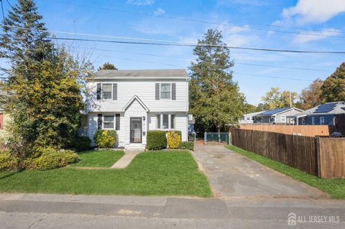 25 Evergreen St, Spotswood, NJ, 08884-1709 | Card Image