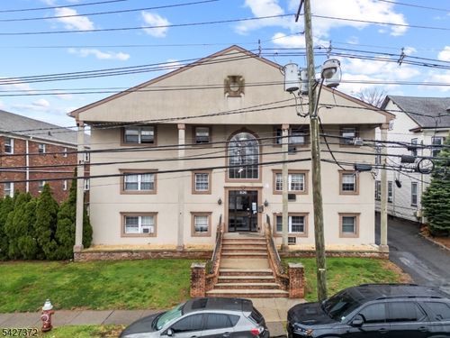 apt-2k-826 W Grand St, Elizabeth, NJ, 07202-1064 | Card Image