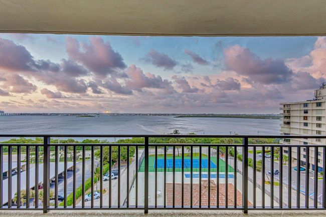 APT-7C - 5460 N Ocean Dr, Condo with 2 bedrooms, 2 bathrooms and null parking in Riviera Beach FL | Image 31
