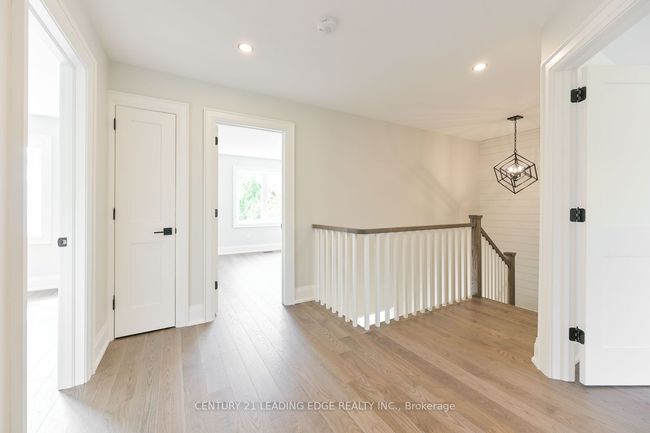 826 Montsell Ave, House other with 4 bedrooms, 3 bathrooms and 4 parking in Willow Beach ON | Image 22