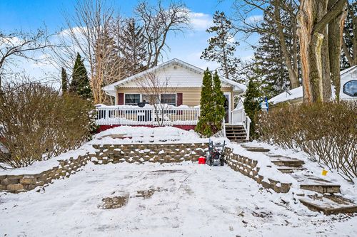 50362 Eastside Dr, Dowagiac, MI, 49047-8960 | Card Image