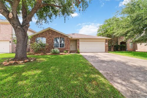 8123 Solara Bnd, Houston, TX, 77083-5044 | Card Image