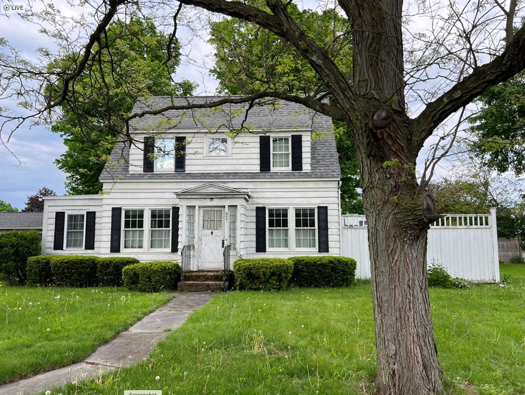 Broadway St, Elmira, NY 14904