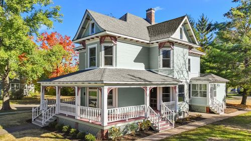 543 Madison St, LAKE GENEVA, WI, 53147-1405 | Card Image