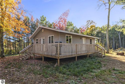 6483 Emmaus Ct, Baldwin, MI, 49304 | Card Image