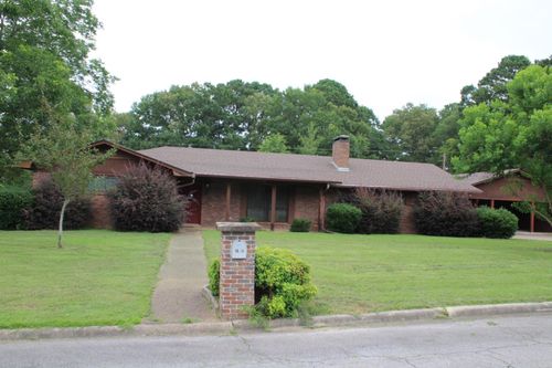 1407 Wildwood Dr, Nashville, AR, 71852-3818 | Card Image
