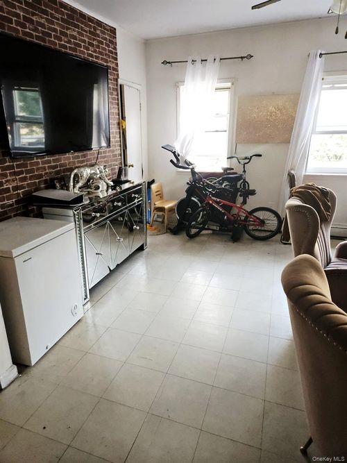 1230 Morris Ave, Bronx, NY, 10456-3103 | Card Image