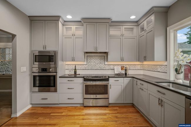 1675 Fir St S, House other with 5 bedrooms, 3 bathrooms and null parking in Salem OR | Image 23