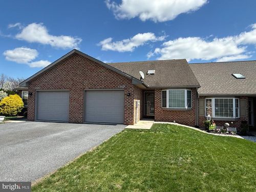 1252 Progress Rd, CHAMBERSBURG, PA, 17201-3244 | Card Image