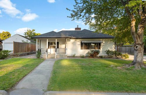 938 Memorial St, Prosser, WA, 99350-1539 | Card Image